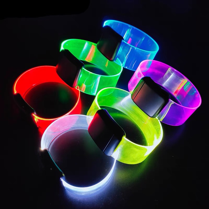 20/100/500pcs Luminous Bracele - Outdoor Lighting Event 评论和价格